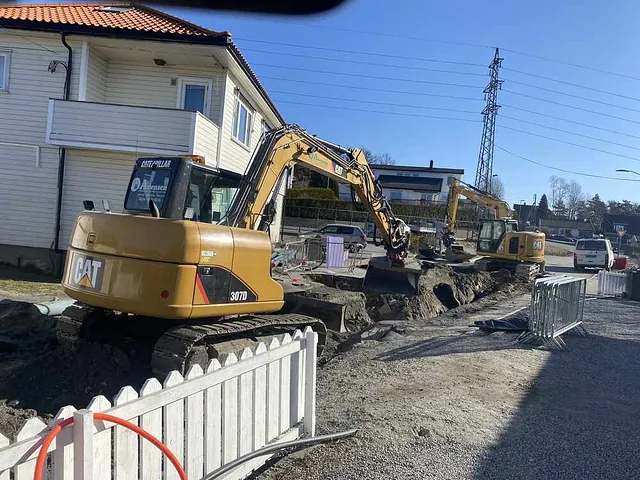 graving av kloakk og vannledning