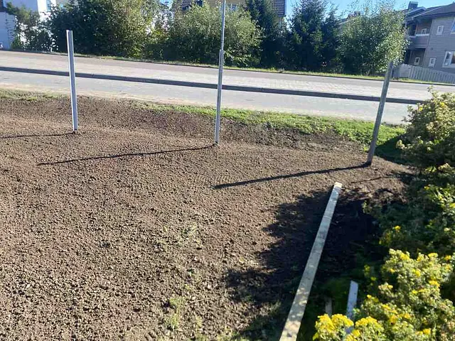 Jobb fundamenter gjerde og matjord